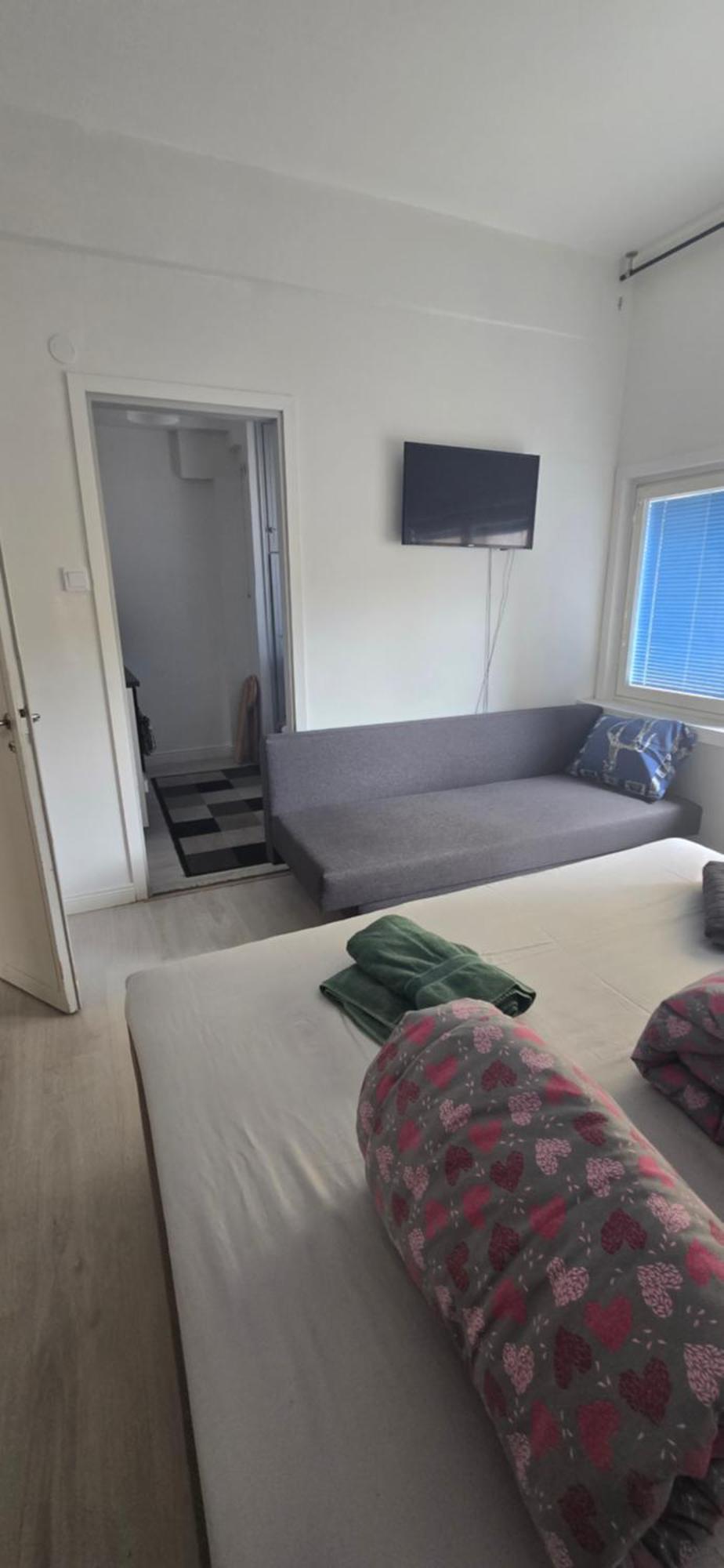 Centric Cozy Entire Studio In Kallio, 赫尔辛基 外观 照片